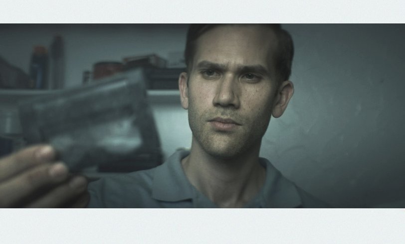 Паранормальное (The Endless) кадр из хоррора 2018