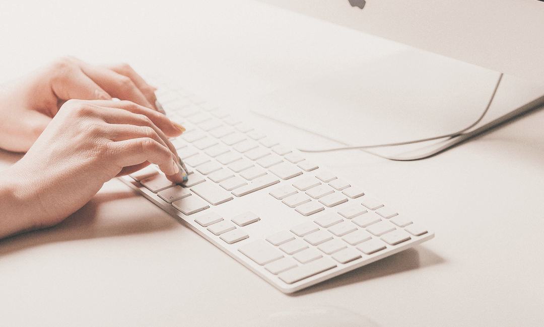 домогательство