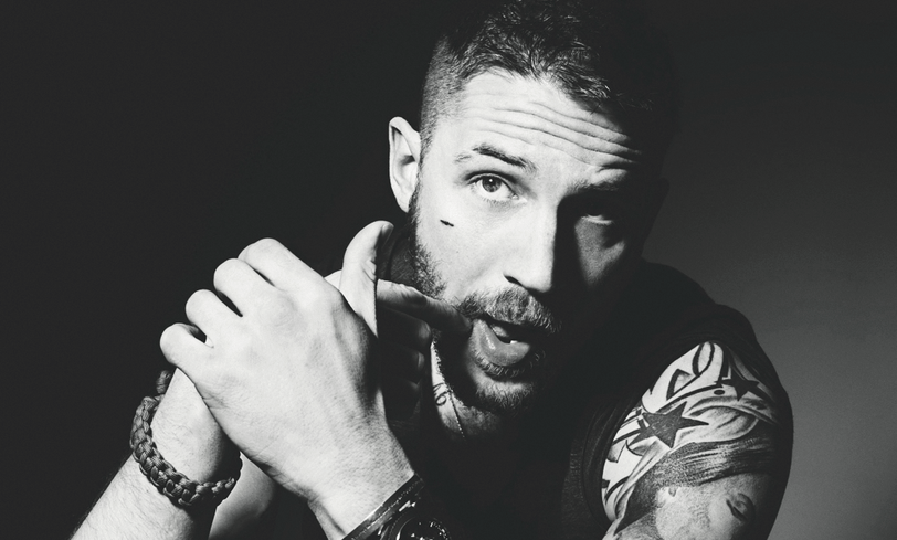 Том Харди любит делать татуировки