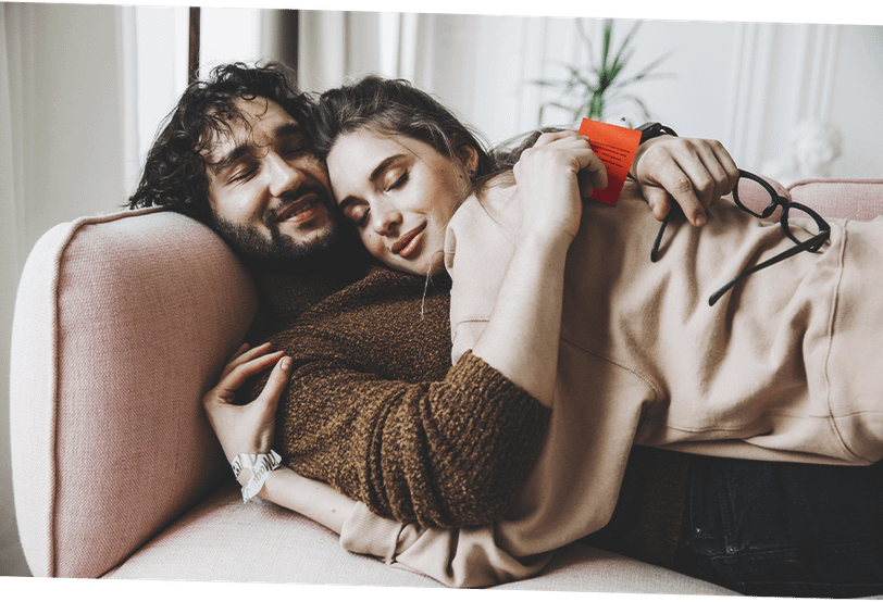 Как вернуть романтику и легкость в отношения: обзор квест-игры «52 ...