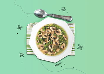 Блюдо дня: суп из шампиньонов с зелёным горошком